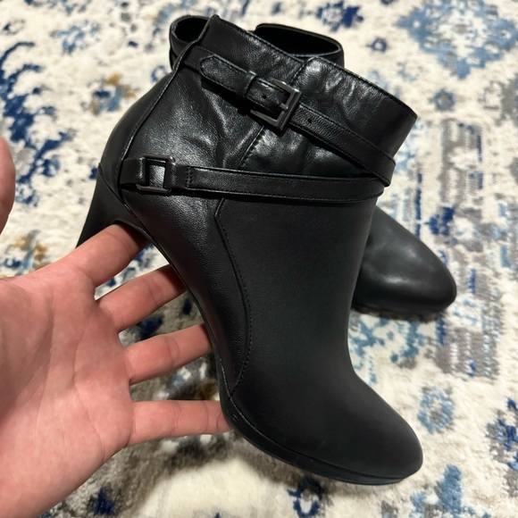 BANDOLINO black leather high heel boots - Picture 6 of 6